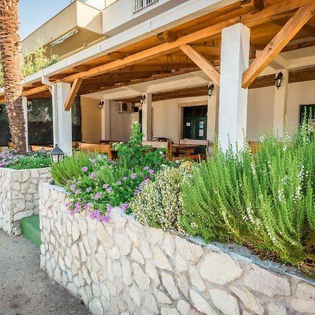 Apartments Galeb Blace Ngoại thất bức ảnh