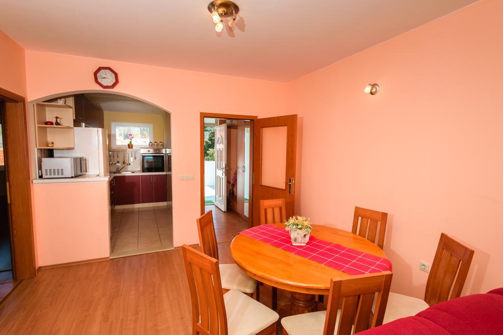 Apartments Galeb Blace Ngoại thất bức ảnh