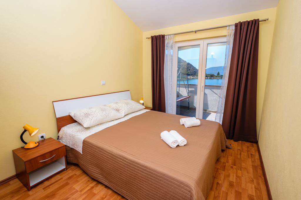 Apartments Galeb Blace Ngoại thất bức ảnh